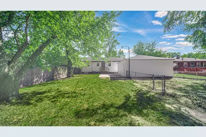 4440 E 13th Place, Gary, IN 46403 - Photo 22