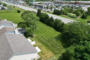 9925 Pheasant Ln, Saint John, IN 46373 - Photo 4