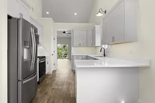 9925 Pheasant Ln, Saint John, IN 46373 - Photo 10