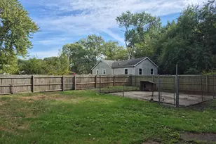 2320 Burr St, Gary, IN 46406 - Photo 22