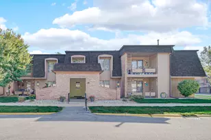 8825 Janeway Ct, Munster, IN 46321 - Photo 1