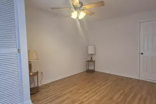 2327 Burr St, Gary, IN 46406 - Photo 10