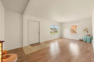 7407 Jarnecke Ave, Hammond, IN 46324 - Photo 12