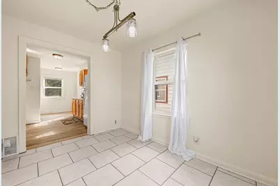 7407 Jarnecke Avenue, Hammond, IN 46324 - Photo 8