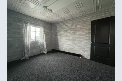 1223 W State Rd 2, La Porte, IN 46350 - Photo 10