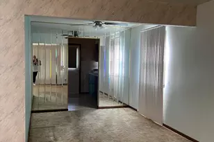 1607 Julie Dr, Schererville, IN 46375 - Photo 8