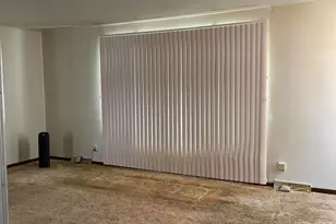 1607 Julie Dr, Schererville, IN 46375 - Photo 6