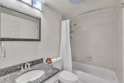 2521 E Lakeshore Drive, Crown Point, IN 46307 - Photo 20