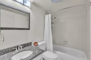 2521 E Lakeshore Dr, Crown Point, IN 46307 - Photo 20