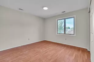 2521 E Lakeshore Dr, Crown Point, IN 46307 - Photo 18