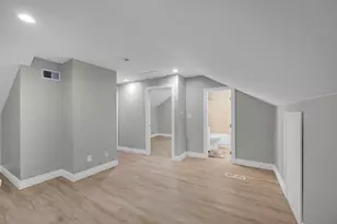 1135 169th St, Hammond, IN 46324 - Photo 12