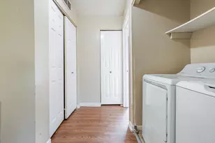 6089 Maryland St, Merrillville, IN 46410 - Photo 16