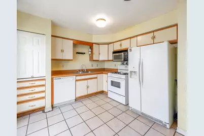 6089 Maryland Street, Merrillville, IN 46410 - Photo 8