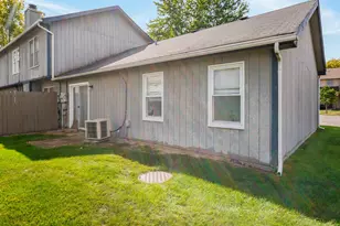 6089 Maryland St, Merrillville, IN 46410 - Photo 22