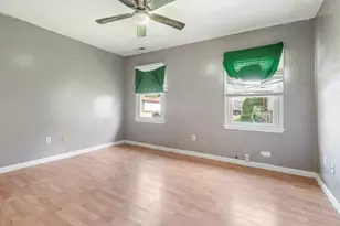 6089 Maryland St, Merrillville, IN 46410 - Photo 10