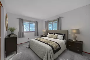 6777 Polk St, Merrillville, IN 46410 - Photo 8