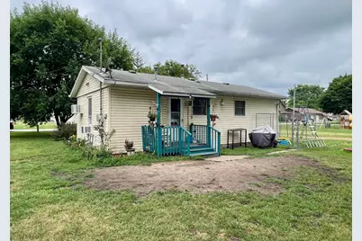 107 N Walker Street, Morocco, IN 47963 - Photo 2