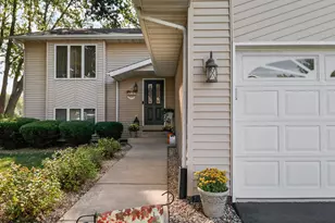 1530 Happy Valley Rd, Crown Point, IN 46307 - Photo 6