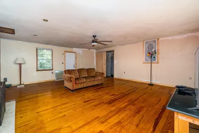 408 E Graham Street, Kentland, IN 47951 - Photo 12