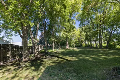 408 E Graham Street, Kentland, IN 47951 - Photo 8