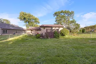 606 N Main St, Hebron, IN 46341 - Photo 10