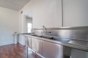 706 Detroit St, La Porte, IN 46350 - Photo 10