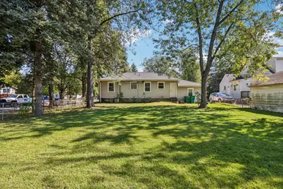 8306 Walnut Drive, Munster, IN 46321 - Photo 20