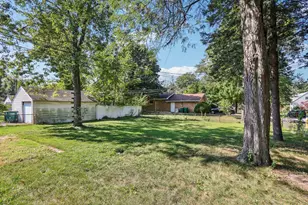 8306 Walnut Dr, Munster, IN 46321 - Photo 18