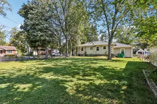 8306 Walnut Dr, Munster, IN 46321 - Photo 22