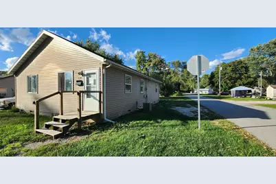 630 E Elm Street, Rensselaer, IN 47978 - Photo 2