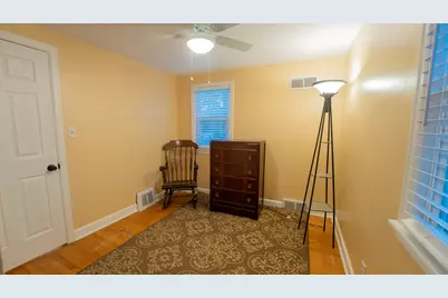 237 Hollywood Avenue, Munster, IN 46321 - Photo 14