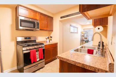 237 Hollywood Avenue, Munster, IN 46321 - Photo 6