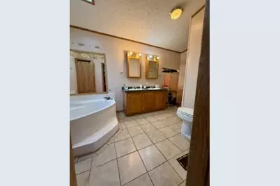 2208 E 450 S, La Porte, IN 46350 - Photo 4