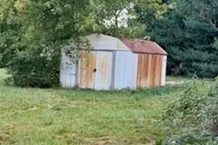 2208 E 450 S, La Porte, IN 46350 - Photo 12