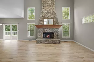 2507 Eisenhower Ave, Valparaiso, IN 46383 - Photo 12