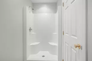 2507 Eisenhower Ave, Valparaiso, IN 46383 - Photo 30