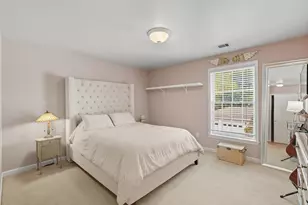 2649 Georgetowne Dr, Highland, IN 46322 - Photo 16