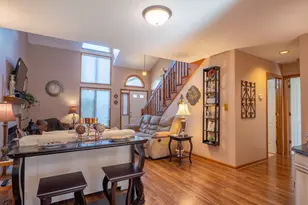 1362 W 94th Ct, Crown Point, IN 46307 - Photo 6