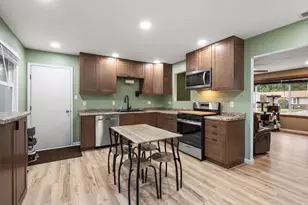 6665 Lakewood Ave, Portage, IN 46368 - Photo 12