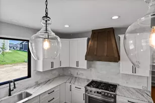 13256 Waterleaf Dr, Saint John, IN 46373 - Photo 22