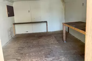 539 N Raymond St, Griffith, IN 46319 - Photo 20