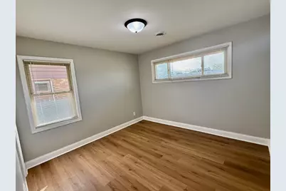 539 N Raymond Street, Griffith, IN 46319 - Photo 8