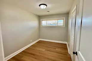 539 N Raymond St, Griffith, IN 46319 - Photo 10