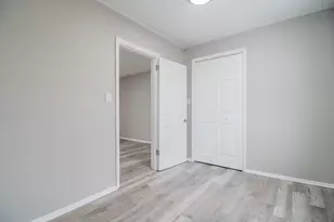 5001 Magoun Ave, East Chicago, IN 46312 - Photo 10