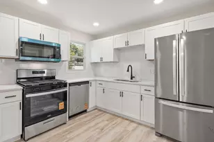 640 Old Forge Rd, Valparaiso, IN 46385 - Photo 4