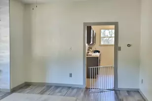 1621 W 10th St, Michigan City, IN 46360 - Photo 8