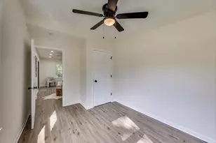 102 S Karwick Rd, Michigan City, IN 46360 - Photo 14