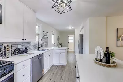 102 S Karwick Road, Michigan City, IN 46360 - Photo 8