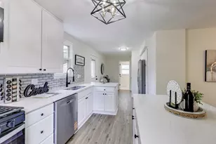 102 S Karwick Rd, Michigan City, IN 46360 - Photo 8