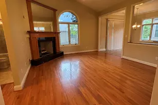 3513 Westbridge Dr, Valparaiso, IN 46383 - Photo 4